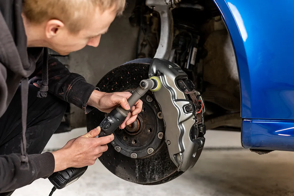 Seven Signs Your Master Cylinder Is Bad